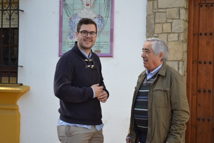 Presentan un libro sobre la historia de los Coros y Danzas de Ronda