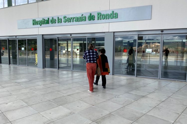 Se estabiliza el número de contagios por coronavirus en Ronda con 35 casos aunque fallece otra persona