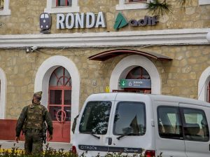 Vigilancia en la estación de ferrocarril.