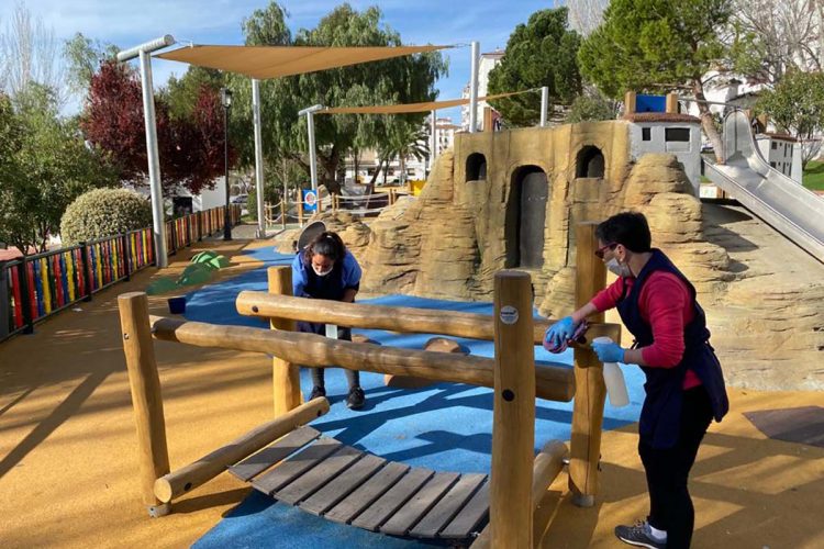 El Ayuntamiento amplía las medidas contra el coronavirus cerrando parques infantiles, museos y monumentos