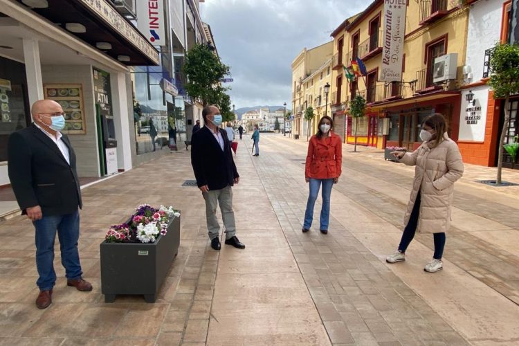 El Ayuntamiento finaliza las obras de remodelación del primer tramo de calle Virgen de la Paz y lo abre al tráfico