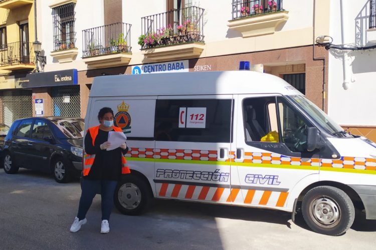 El Ayuntamiento reparte 400 mascarillas en sólo dos días en los domicilios de personas con problemas de movilidad o enfermedades crónicas