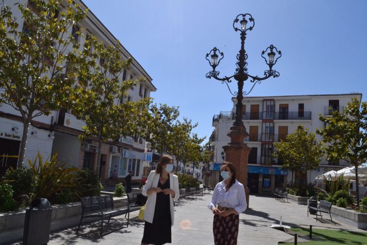 Finaliza el plan de mejoras en la céntrica plaza de Carmen de Abela