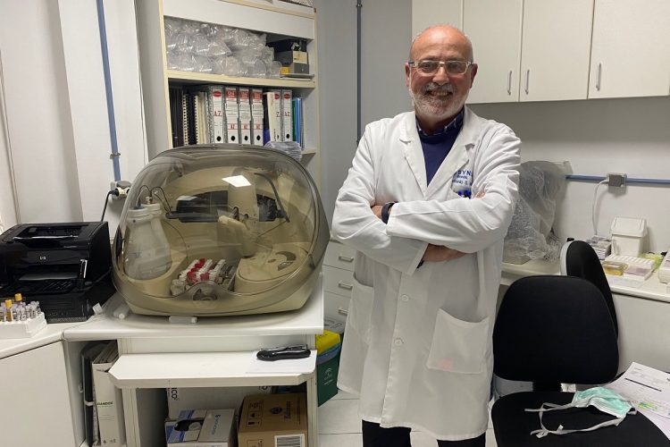 Antonio Sánchez Martín, especialista en análisis clínicos: «la tasa actual de inmunidad frente al coronavirus en Ronda se sitúa en torno al 14 % de la población»