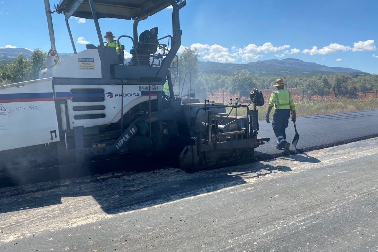 La Junta iniciará este martes el asfaltado del camino que conecta Arriate con la futura variante