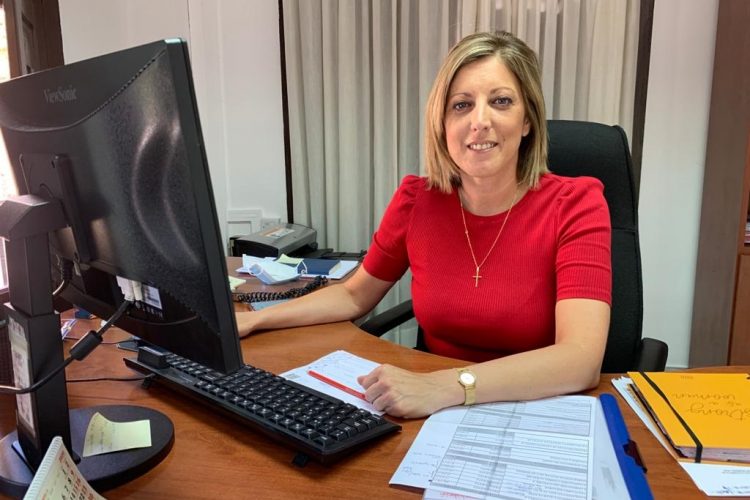 El PP de Málaga designa a la concejal Maricarmen Martínez como diputada provincial por la Serranía