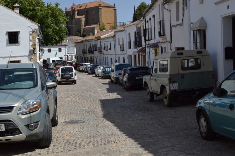 El Ayuntamiento reparará las deficiencias en saneamiento que presentan las calles Clavel y San Acacio