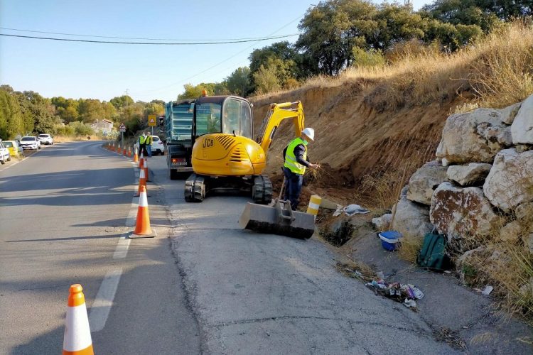 La Diputación de Málaga inicia la reparación de taludes en una de las carreteras de acceso a Arriate