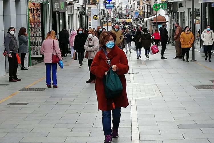 El Área Sanitaria Serranía cierra la semana con otro fallecimiento por Covid y con 373 casos activos