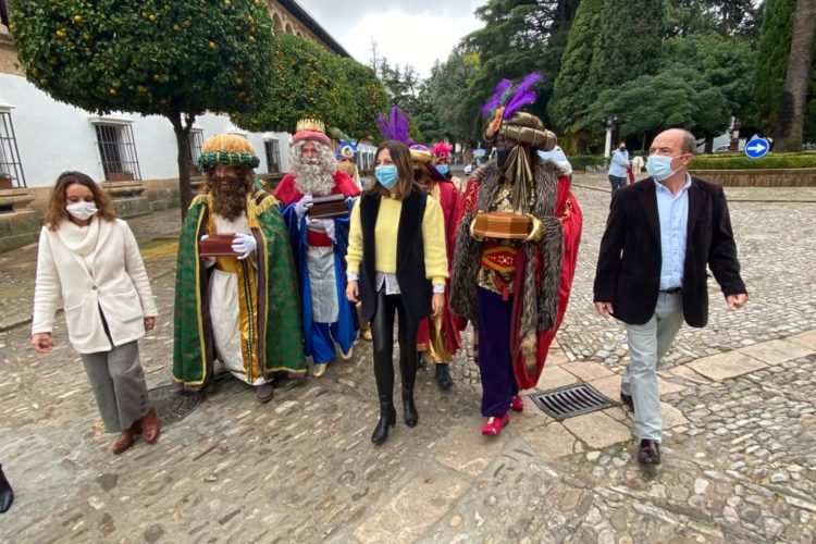 Los Reyes Magos llegan a Ronda cargados de ilusión y de esperanza