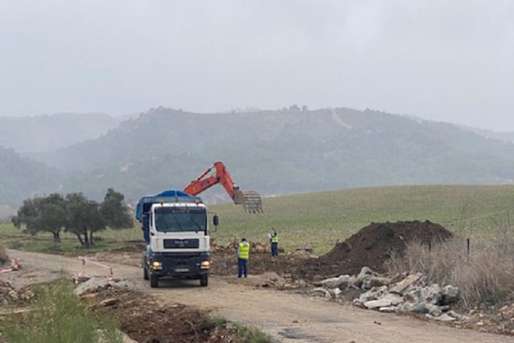 Comienza el arreglo de la carretera MA-5401 de El Burgo para mejorar las comunicaciones de la Sierra de las Nieves