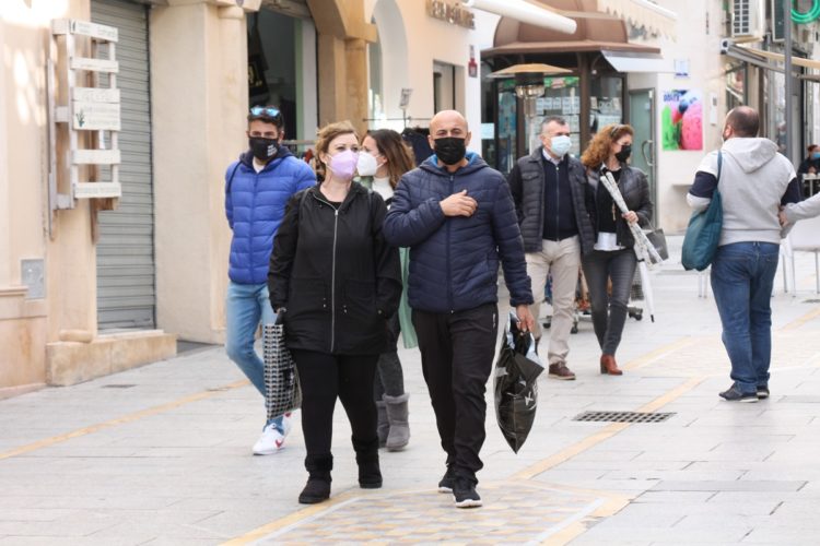 Tres nuevos contagios por Covid y tres personas curadas mantienen los casos activos en la Serranía en 327