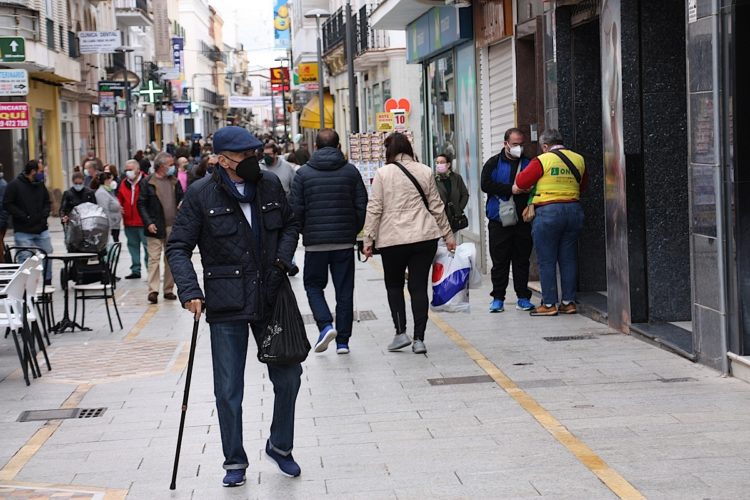 El fin de semana deja un importante descenso en casos activos por Covid en la Serranía que los sitúa en 365