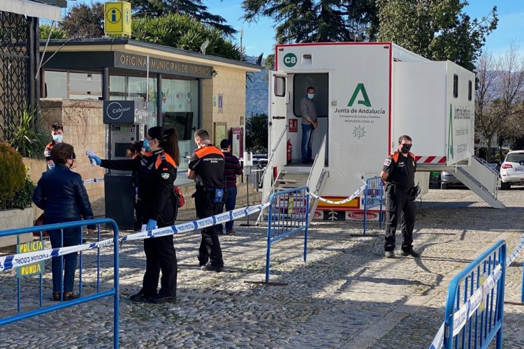 Sólo cuatro personas dan positivo en Covid en el cribado masivo realizado hoy en Ronda