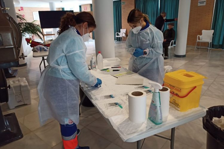 La mitad de las camas UCI del Hospital siguen ocupadas y la tasa de incidencia Covid en Ronda no baja de los 200 casos