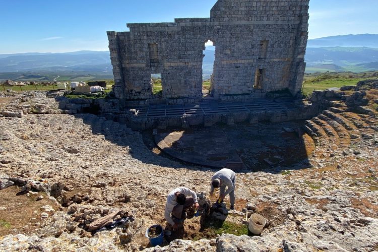 La Junta reactiva el yacimiento arqueológico de Acinipo como espacio cultural y turístico