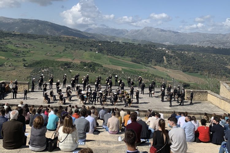 Ronda ofrece un concierto de marchas procesionales como homenaje a los cofrades por el esfuerzo realizado esta Semana Santa