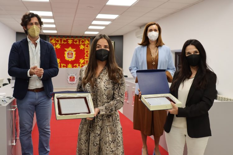 La Diputación de Málaga homenajea en Ronda a dos vecinas que han cumplido los cien años