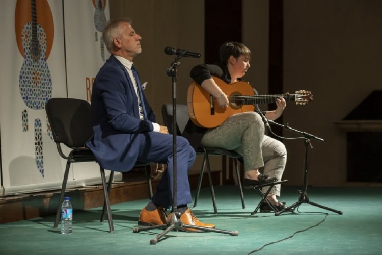 La sensibilidad y la fuerza de la música en un solo concierto; el público volvió a vibrar en el segundo concierto del festival Internacional de Guitarra