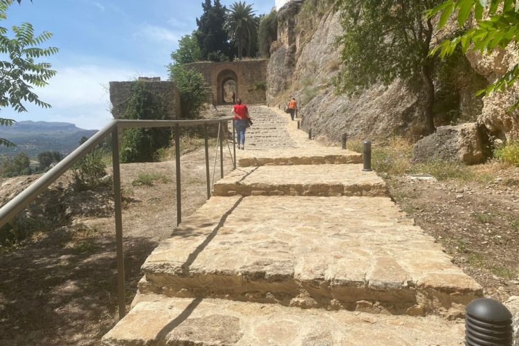 Ponen en valor en valor de los caminos históricos de La Cijara y Ollerías