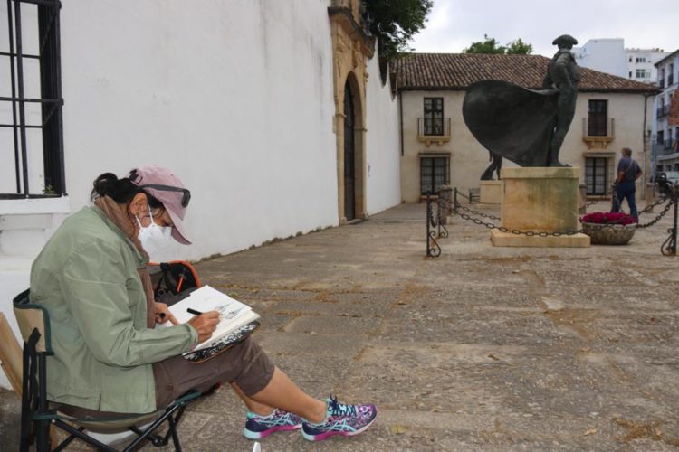 Un centenar de artistas participan en el encuentro de dibujantes urbanos celebrado en Ronda