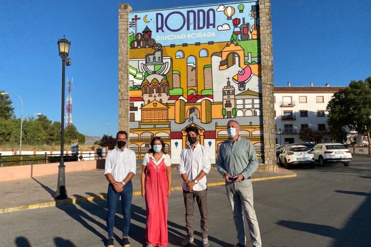 Inauguran el mural turístico situado en la entrada a Ronda por la carretera de Sevilla