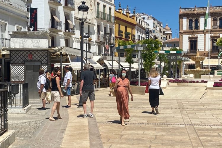 Los contagios por Covid se vuelven a disparar en la Serranía que ya suma 333 casos activos