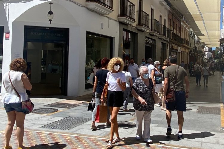 El Área Sanitaria Serranía cierra la semana con 255 casos activos por Covid; 33 más que ayer