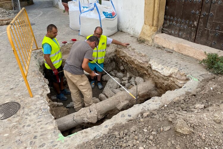Aparecen más restos arqueológicos junto a la colegiata de Santa María la Mayor, en esta ocasión de época romana