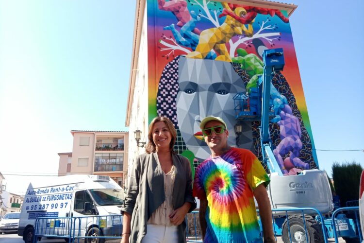 Okuda termina su tercer mural de arte urbano en Ronda