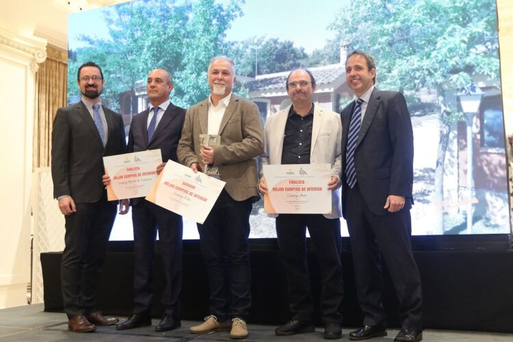 El complejo turístico ‘El Sur de Ronda’ recibe el premio de mejor camping de interior de España