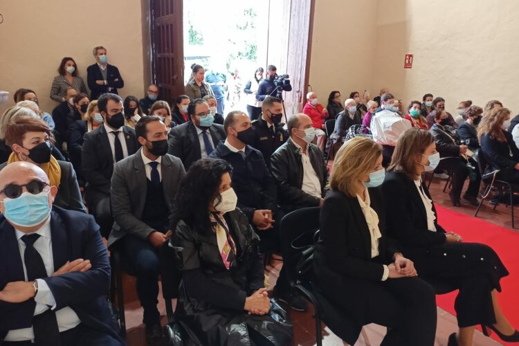 Homenaje al centenar de personas fallecidas en Ronda por Covid en el Día de Todos los Santos