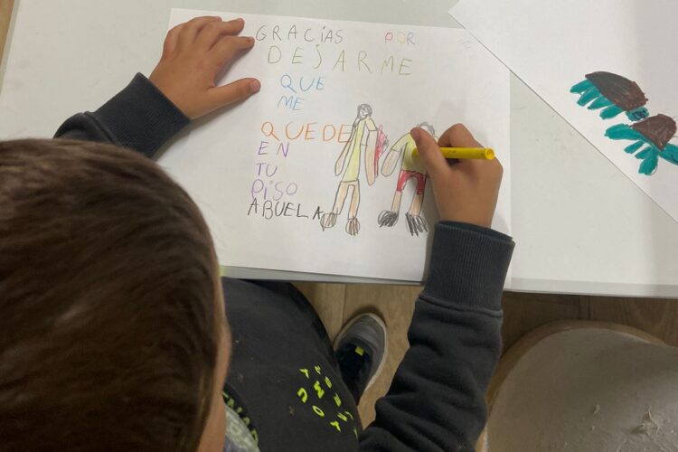 Vecinos del Valle del Genal participan en talleres para gestionar sus emociones tras el incendio de Sierra Bermeja