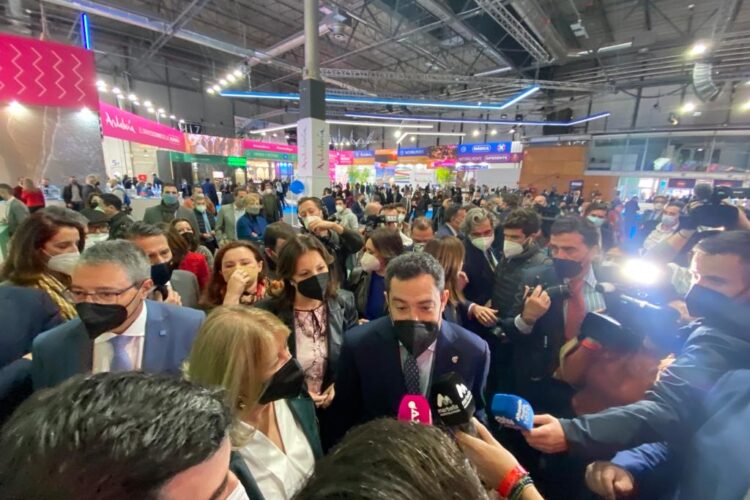 Ronda se presenta en FITUR 2022 potenciando el turismo de congresos y presentando el camino del desfiladero del Tajo y la ‘Vértigo Fashion Bridge’