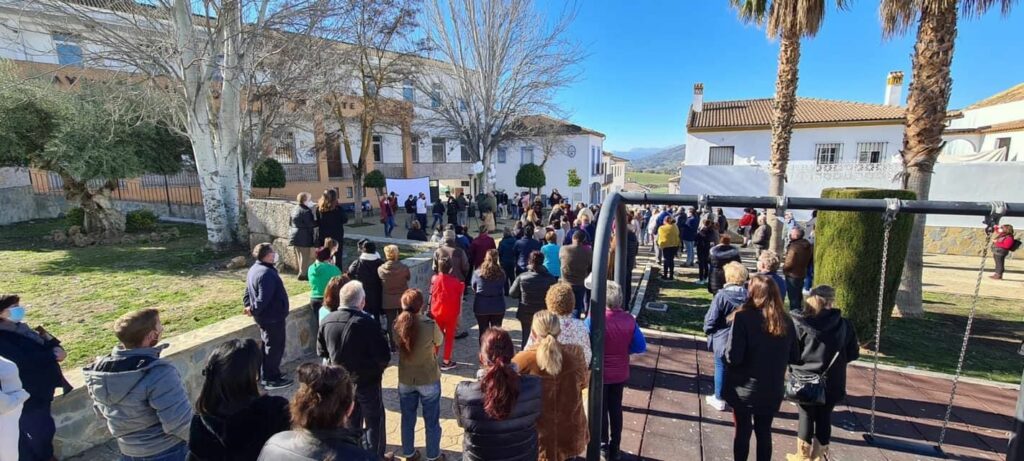 Arriate recuerda a María Esther