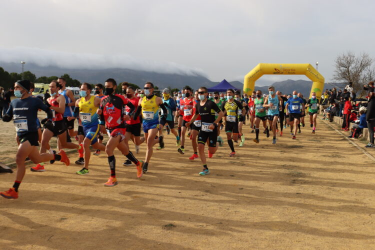 400 atletas participan en la XVIII edición del Cross Ciudad de Ronda