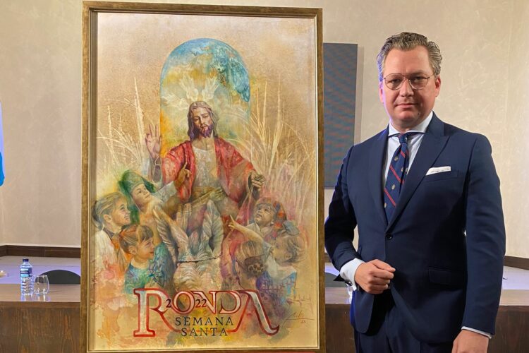 Juan Miguel Martín, autor del cartel anunciador de la Semana Santa de Ronda 2022: «Estoy muy agradecido a Ronda»