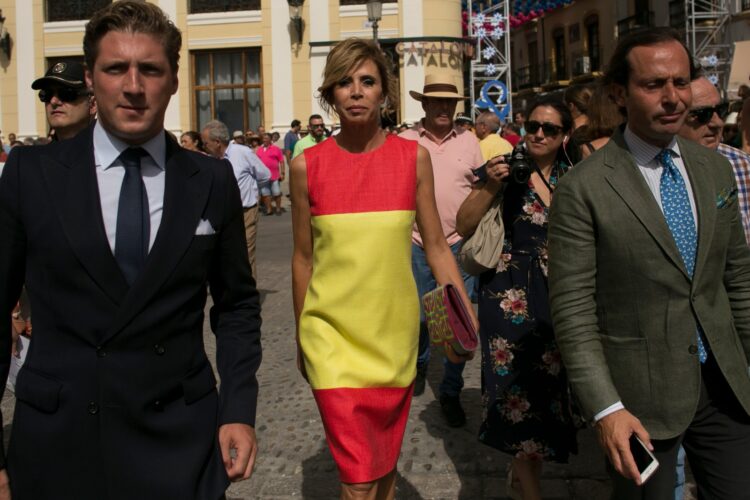 Una pasarela  amadrinada por Agatha Ruiz de la Prada y el proyecto del camino del desfiladero del Tajo, a FITUR 2022