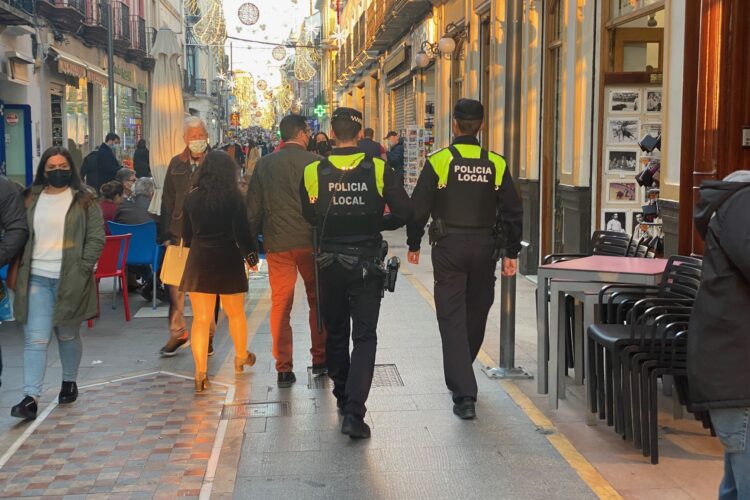 Fallecen otras dos personas por Covid en la Serranía y los casos activos siguen por encima de mil