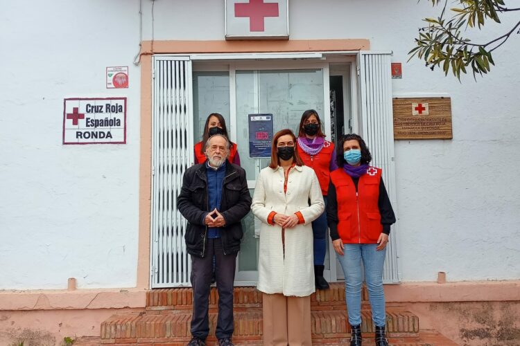 El programa Eracis del Ayuntamiento y Cruz Roja organizan la actividad ‘Te atreves a salir del machismo’ por el Día de la Mujer