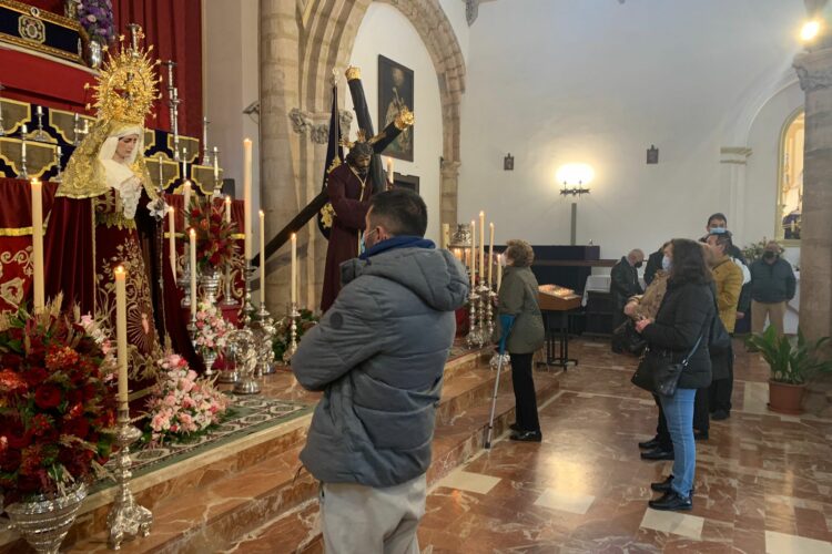 Miles de rondeños rinden culto a Padre Jesús en uno de los días más señalados para los cofrades