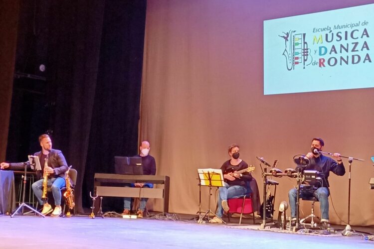 Educación ofrece conciertos didácticos de la Escuela Municipal de Música para los alumnos de Primaria