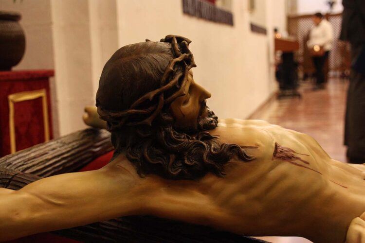 El Vía Crucis Penitencial del Martes Santo se celebrará en el interior de la iglesia de Padre Jesús por la lluvia