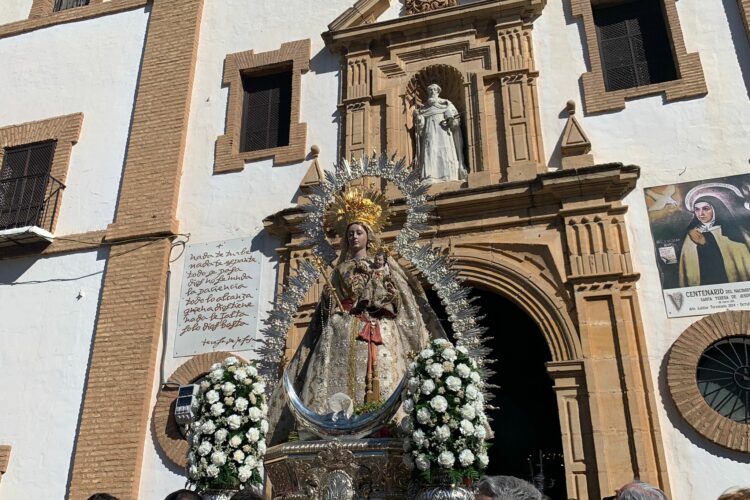 La Hermanad de la Virgen de la Paz inicia los actos previos de la conmemoración de la coronación canónica de la Patrona