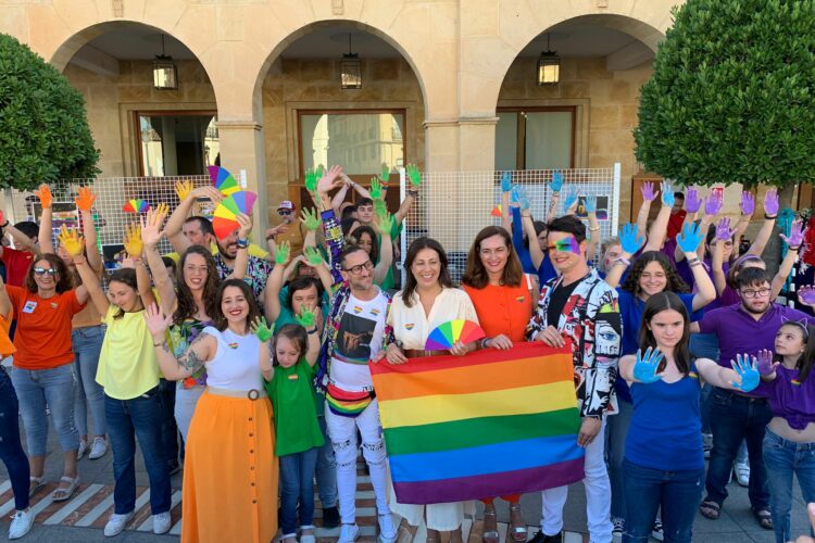 Ronda conmemora el día del Orgullo LGBTIQ+ con un pregón y varias actividades