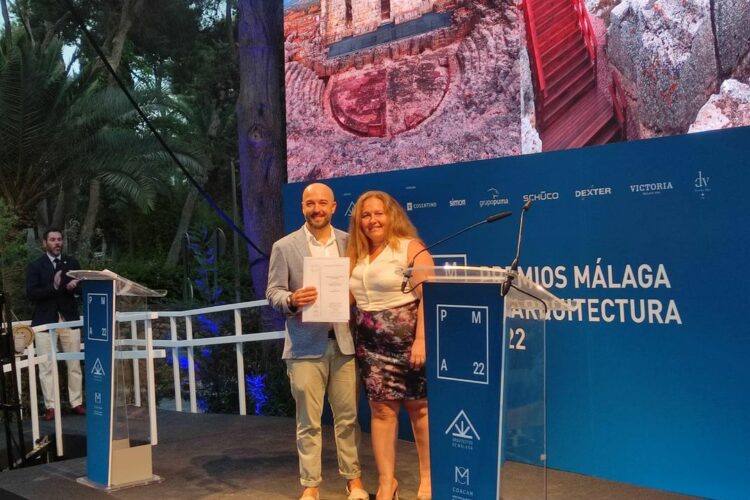 Sergio Valadez recibe una mención especial del Colegio de Arquitectos por la consolidación de la cávea de Acinipo