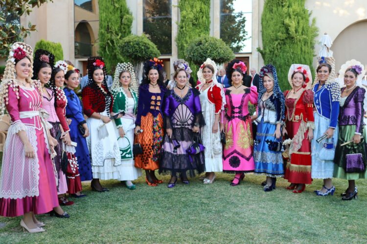 Los trajes de la presidenta y Damas Goyescas de la Feria de Pedro Romero 2022