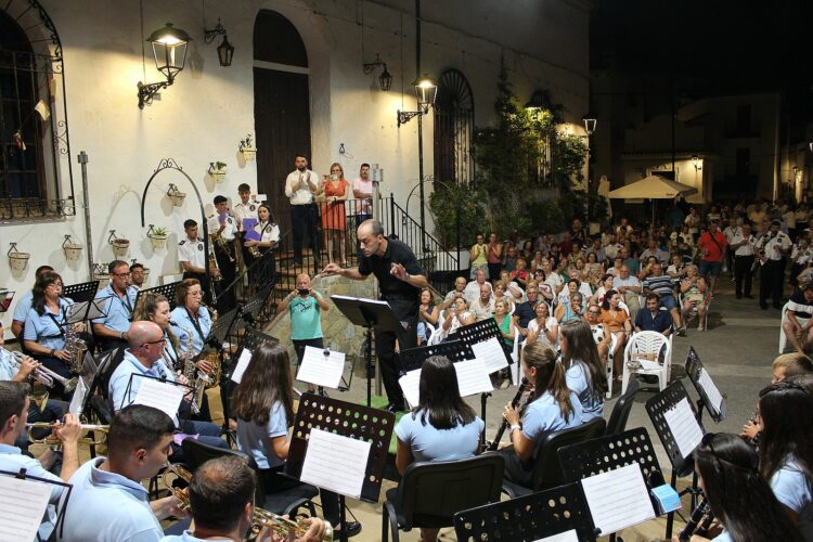 Tres bandas de música participaron en la VII Noche del Pasodoble de Jubrique