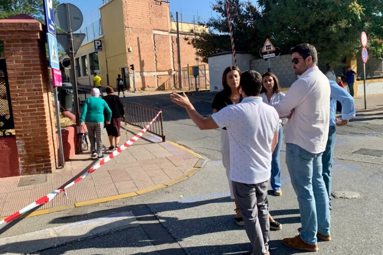 Comienzan las obras de la pasarela peatonal con la que se suprimirá el paso a nivel de El Fuerte