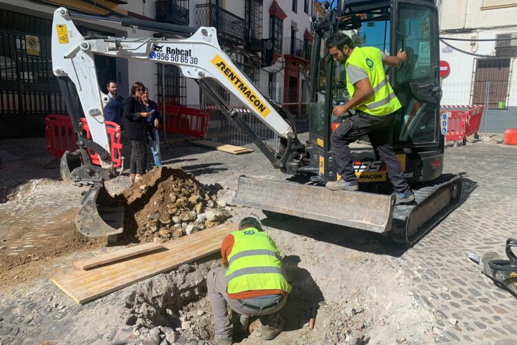 Las obras que está desarrollando el Ayuntamiento en la ciudad superan los seis millones de euros de inversión